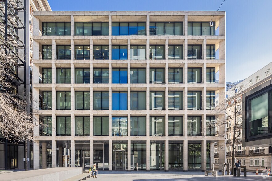 3 New Street Sq, Londres à louer - Photo du bâtiment - Image 2 de 17