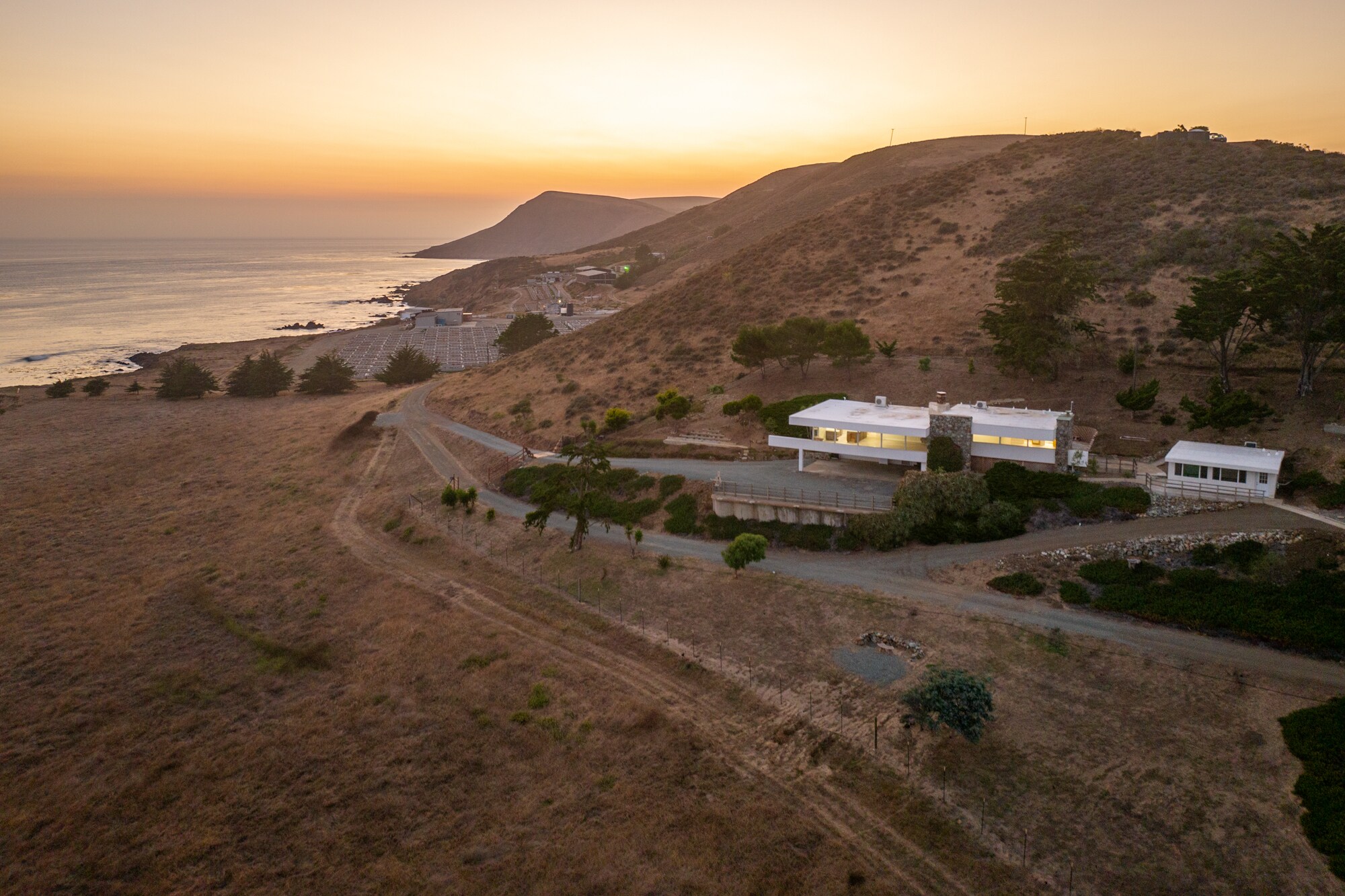 5010 Cabrillo Hwy, Cayucos, CA à vendre Photo principale- Image 1 de 102