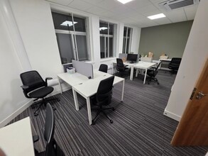 Panmure St, Dundee for lease Interior Photo- Image 1 of 7