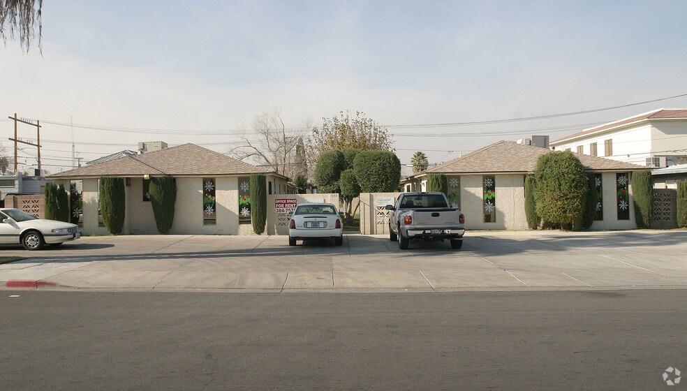 618 S 11th St, Las Vegas, NV à vendre - Photo du bâtiment - Image 3 de 5