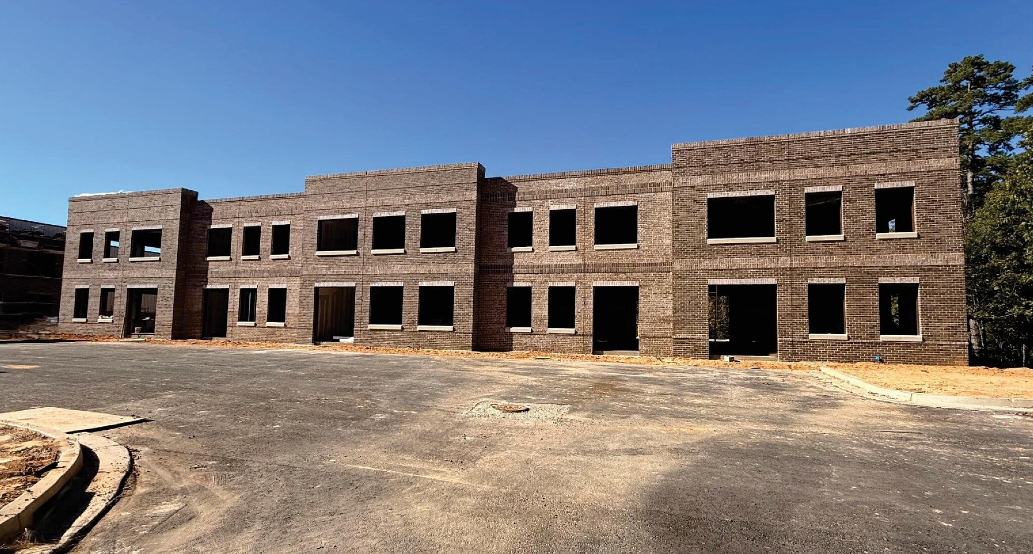 4193 Tanners Creek Dr, Flowery Branch, GA for lease Building Photo- Image 1 of 4