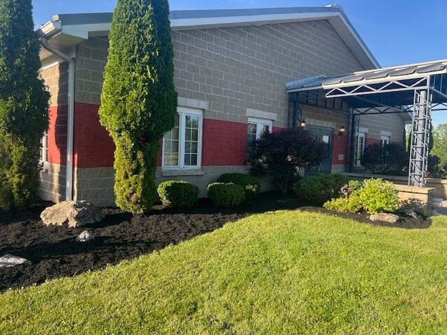 13760 Indian Falls Rd, Akron, NY à louer - Photo du bâtiment - Image 1 de 2