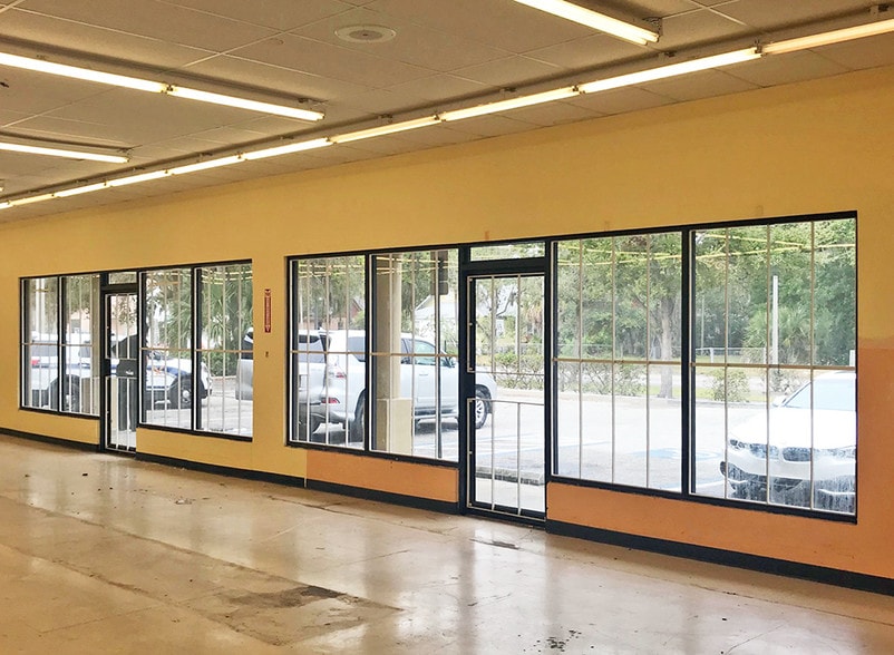 1628 18th Ave S, Saint Petersburg, FL for lease - Interior Photo - Image 3 of 9