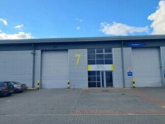 Plus de détails pour Deacon Way, Reading - Industriel à louer