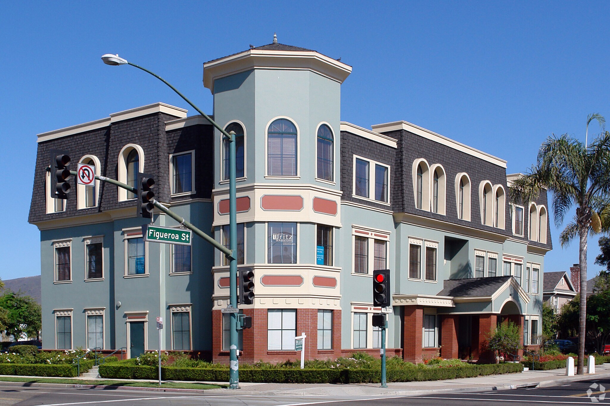 199 Figueroa St, Ventura, CA à louer Photo du bâtiment- Image 1 de 4