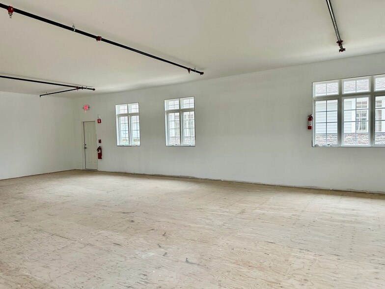 400 Fox Glen Ct, Barrington, IL à louer - Photo intérieure - Image 2 de 11