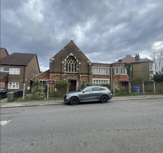 Plus de détails pour 31a Torridon Rd, Londres - Spécialité à vendre