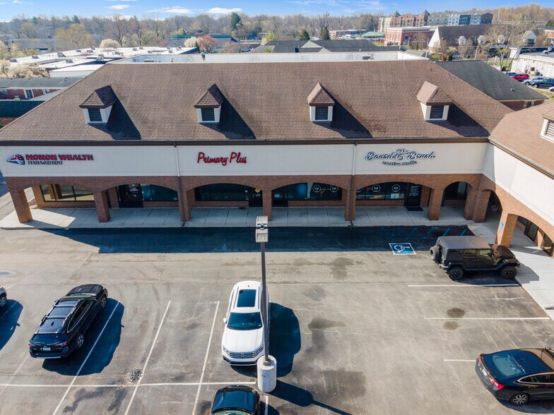 99 E Carmel Dr, Carmel, IN à vendre - Photo du bâtiment - Image 1 de 1