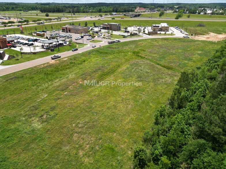 201 Disotell Blvd, Brandon, MS for sale - Building Photo - Image 2 of 21