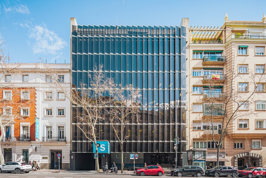 Bureau dans Madrid, Madrid à louer - Photo du bâtiment - Image 1 de 3
