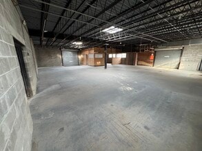 32 Chichester Ave, Center Moriches, NY for lease Interior Photo- Image 1 of 9