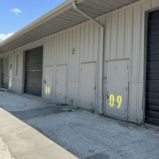 3033 NE 19th Dr, Gainesville, FL for lease - Building Photo - Image 2 of 16