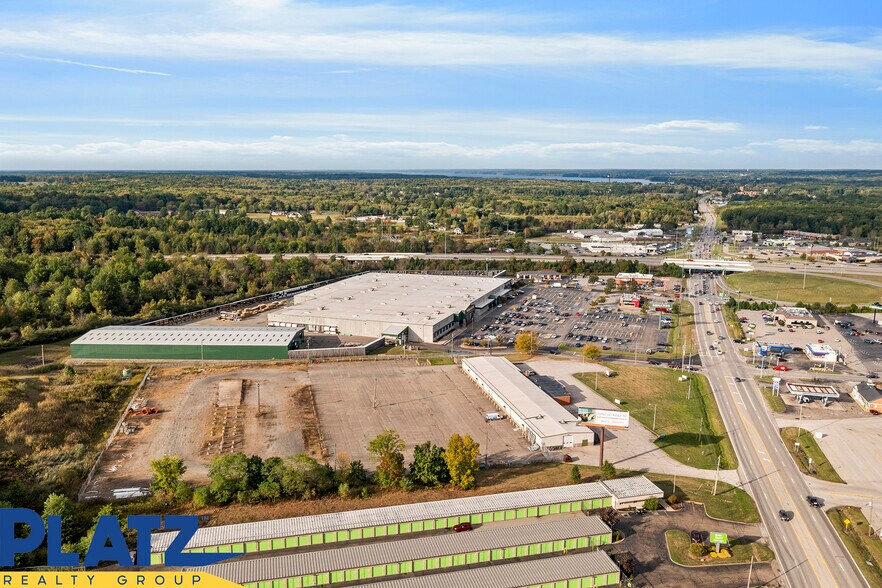 3801 Elm Rd NE, Warren, OH à louer - Photo du bâtiment - Image 2 de 4