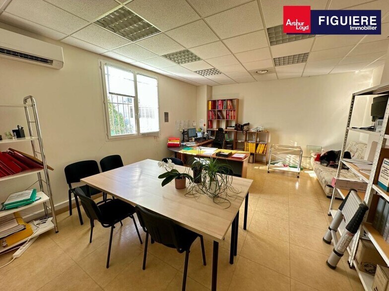 801 Avenue De L'Europe, Saint-Cannat for lease - Interior Photo - Image 3 of 9