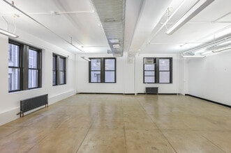 45 W 34th St, New York, NY for lease Interior Photo- Image 2 of 5