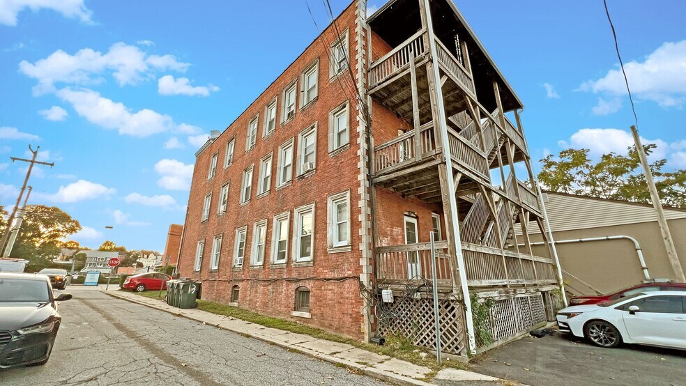 30 Montauk Ave, New London, CT à vendre - Photo du bâtiment - Image 3 de 10