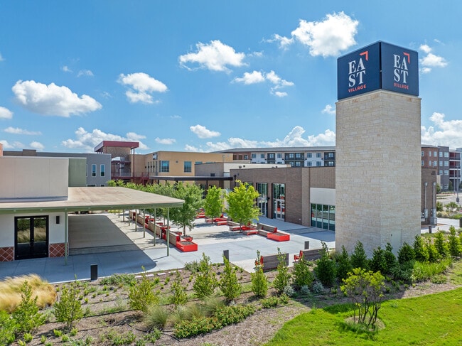 More details for 3500 E Parmer Ln, Austin, TX - Office/Medical, Retail for Lease