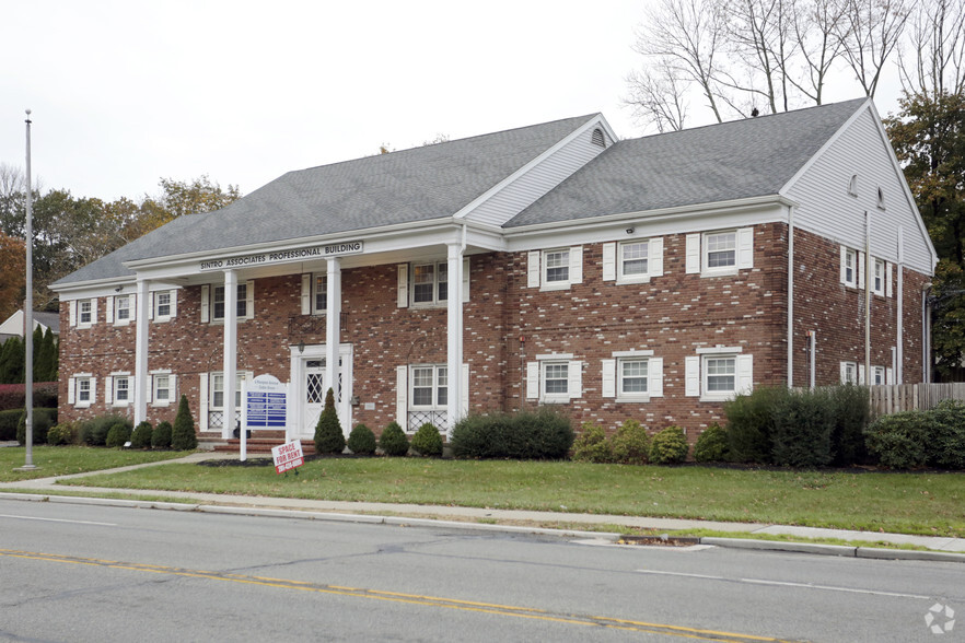 6 Pompton Ave, Cedar Grove, NJ à louer - Photo principale - Image 1 de 18