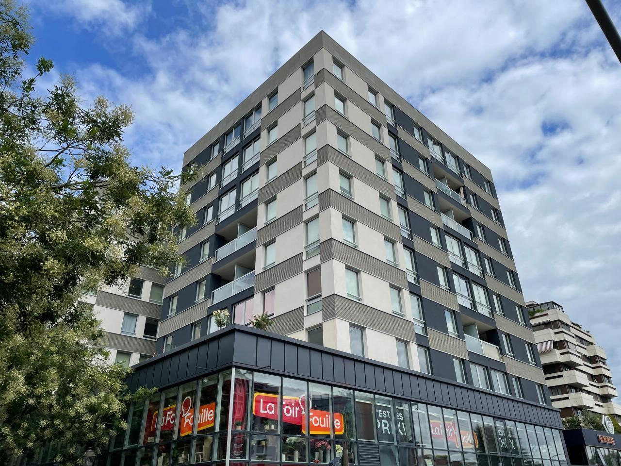 2 Rue Des Bourets, Suresnes for lease Building Photo- Image 1 of 15