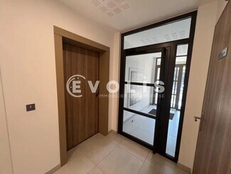 Plus de détails pour Bureau à vendre