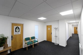 2-14 Arthur St, Ayr à louer Photo intérieure- Image 2 de 4