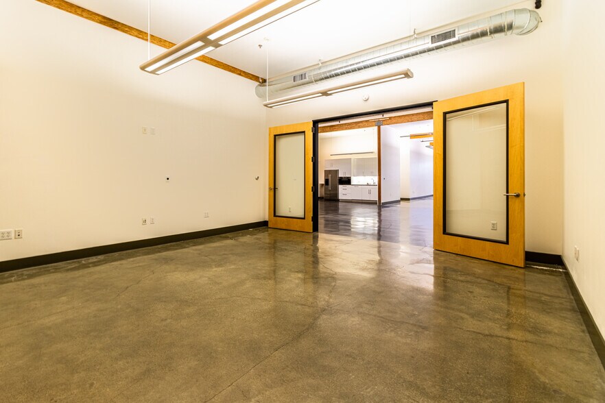 42 Dore St, San Francisco, CA à louer - Photo du bâtiment - Image 2 de 25