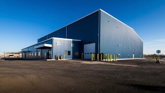 Plus de détails pour 6051 Postal Road, Cleveland, OH - Local d'activités à louer