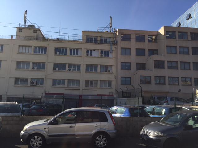 Bureau dans Marseille à louer - Photo du bâtiment - Image 1 de 1