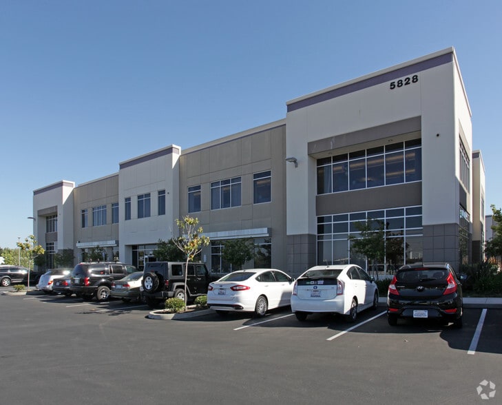 5828 Lonetree Blvd, Rocklin, CA for lease - Building Photo - Image 3 of 19