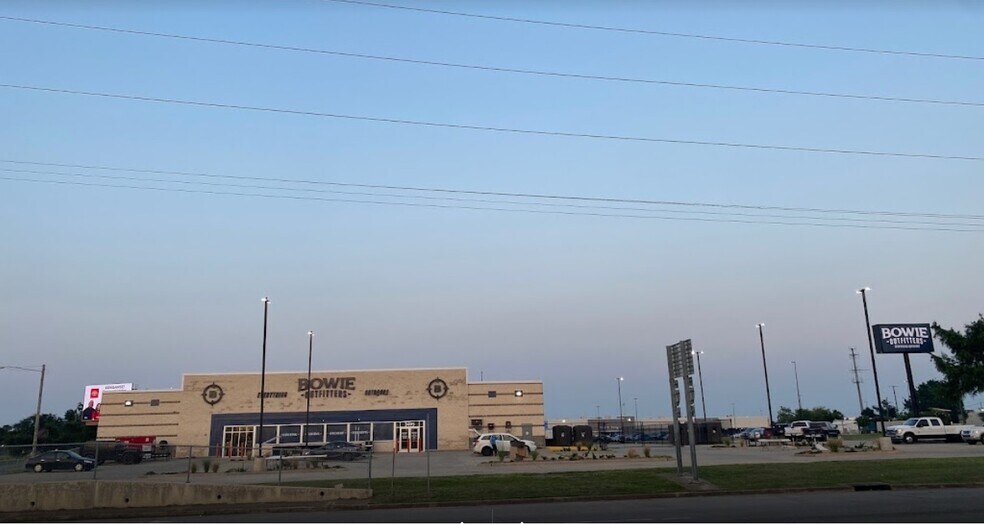 3405 Gerstner Memorial Blvd, Lake Charles, LA à louer - Photo du bâtiment - Image 2 de 3