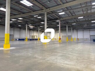 More details for 2000 Ferme De Chanteloup, Moissy-Cramayel - Office, Industrial for Lease