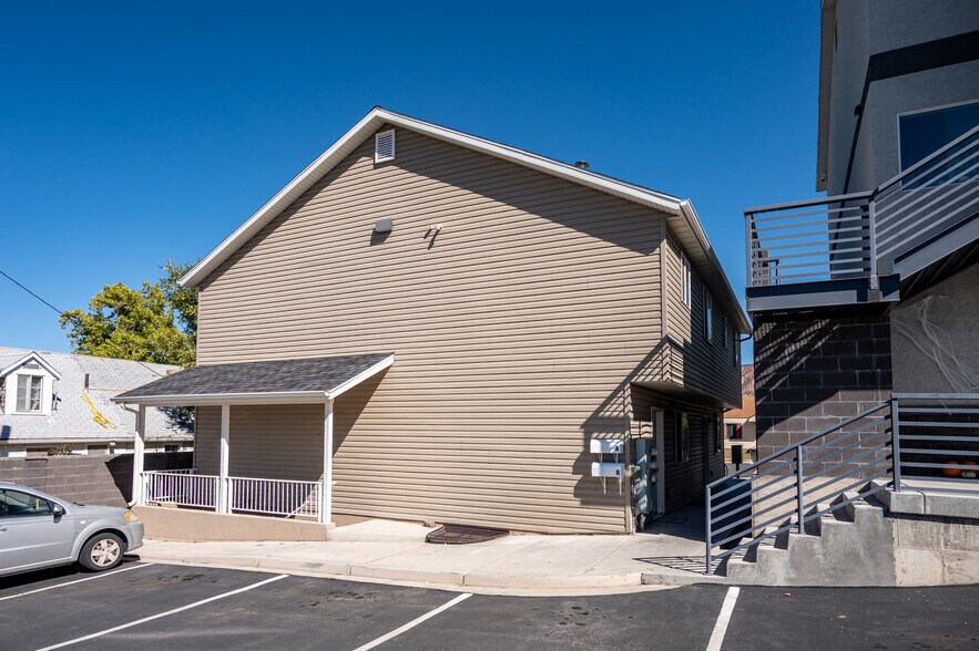119 N 800 W, Cedar City, UT à vendre - Photo du bâtiment - Image 3 de 21