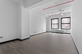 248 W 35th St, New York, NY for lease Building Photo- Image 2 of 7