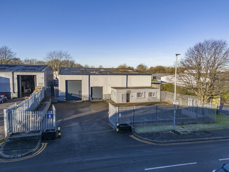 Ennis Clos, Manchester à louer - Photo principale - Image 1 de 18