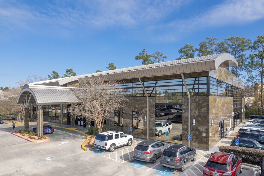 22710 Professional Dr, Kingwood, TX à louer - Photo du bâtiment - Image 2 de 4