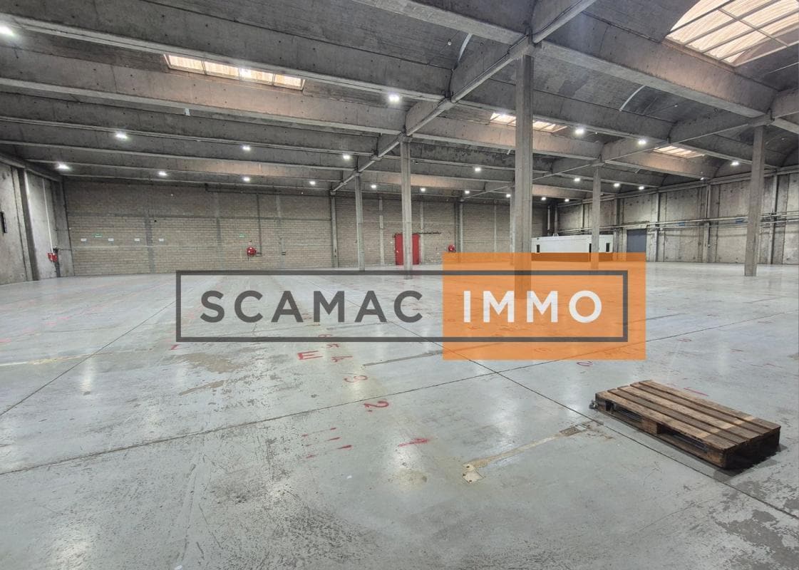 Industrial in Gonesse for lease Interior Photo- Image 1 of 4