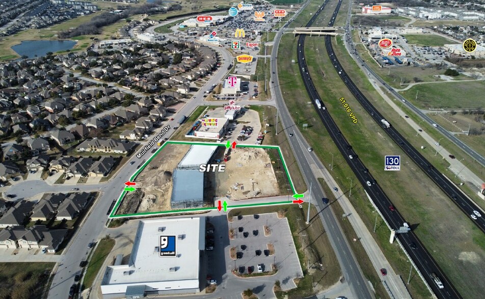 Muirfield Bend Rd, Hutto, TX à louer - Photo du bâtiment - Image 3 de 17