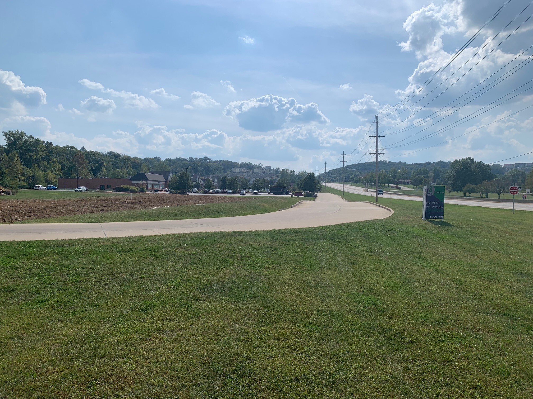 8 Legends Pky, Eureka, MO for lease Building Photo- Image 1 of 3