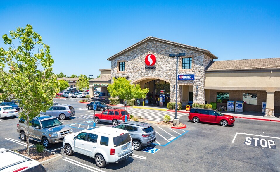 2201-2219 Francisco Dr, El Dorado Hills, CA à louer - Photo principale - Image 1 de 3