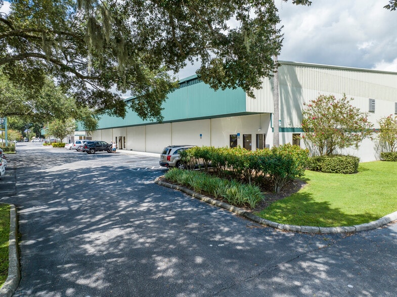5865 New Tampa Hwy, Lakeland, FL à louer - Photo du bâtiment - Image 3 de 7