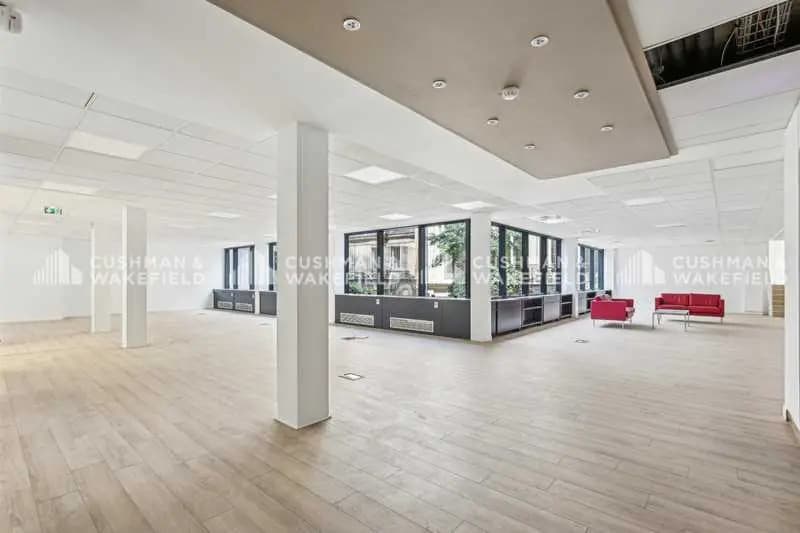 203 Rue Du Faubourg Saint-Honoré, Paris for lease Interior Photo- Image 1 of 5