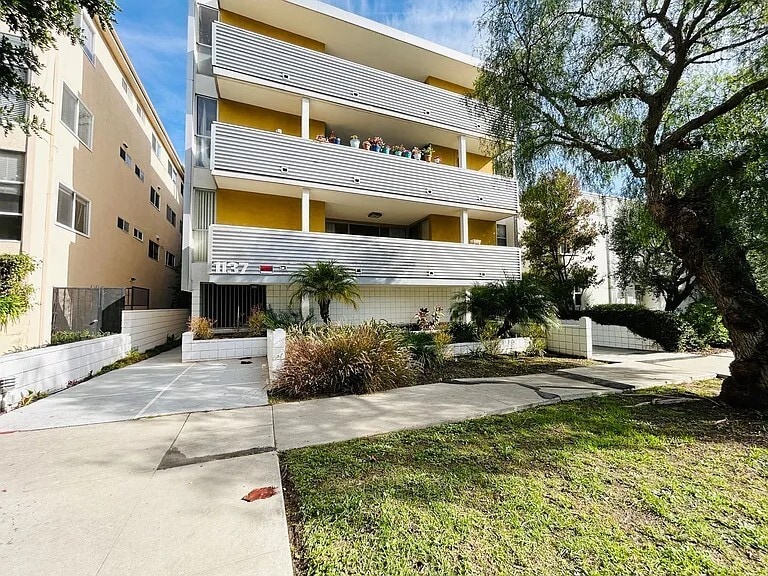 1137 11th St, Santa Monica, CA à vendre Photo du bâtiment- Image 1 de 4