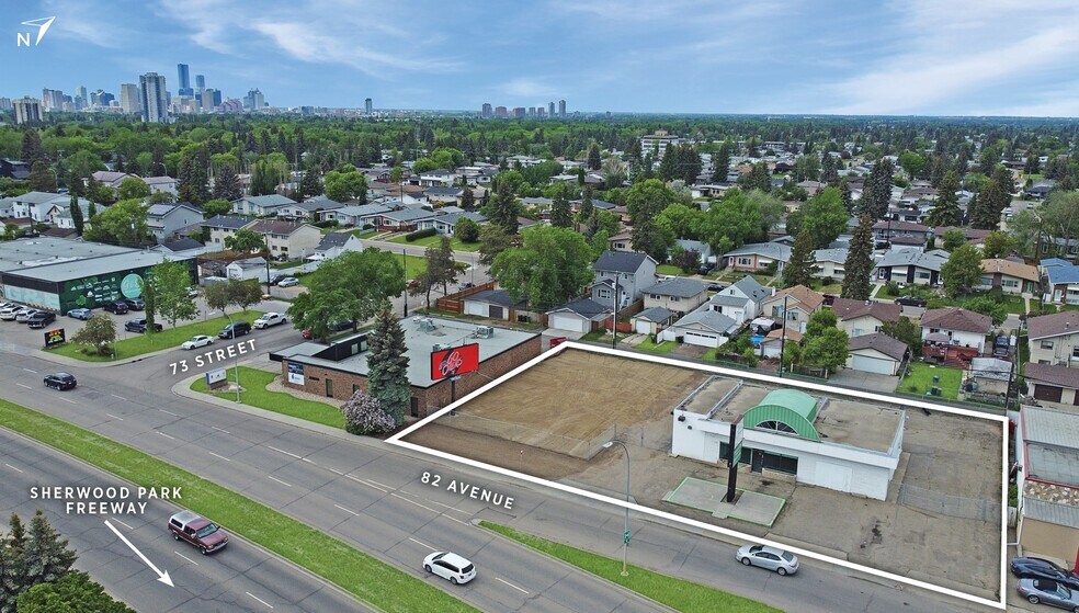 7210 82 Ave NW, Edmonton, AB à vendre - Photo du bâtiment - Image 1 de 1