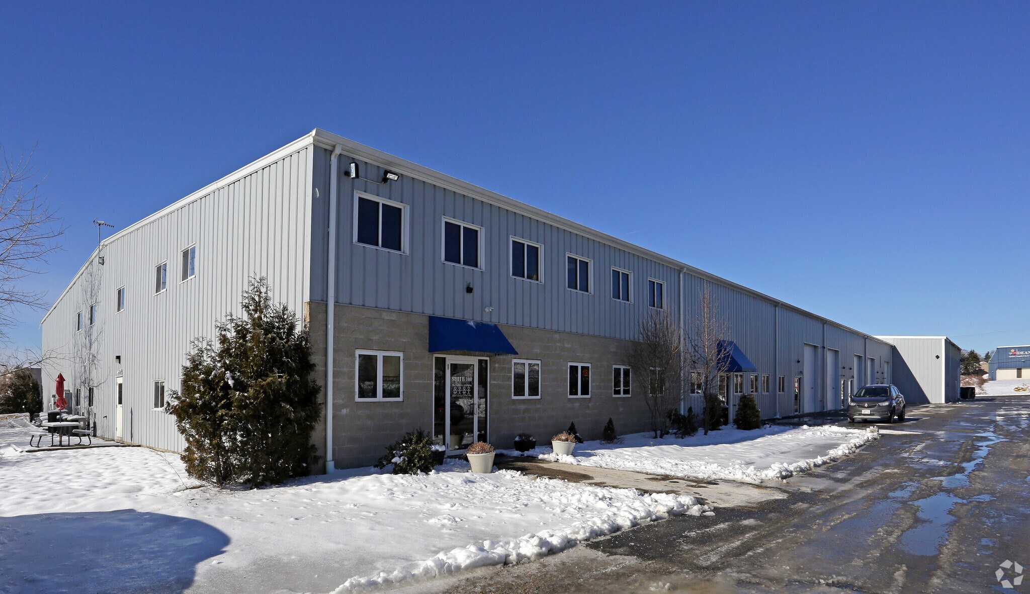 45 Industrial Rd, Cumberland, RI for lease Primary Photo- Image 1 of 32
