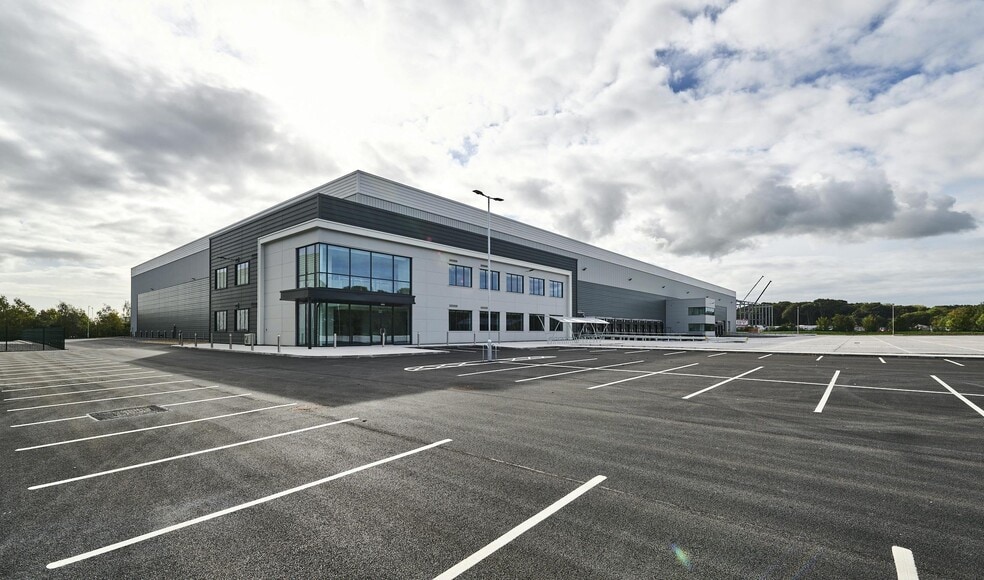 North Rd, Ellesmere Port for lease - Building Photo - Image 3 of 20