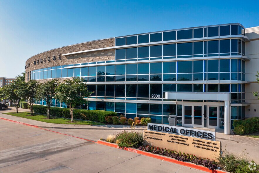 2300 W FM 544, Wylie, TX à louer - Photo du bâtiment - Image 1 de 8