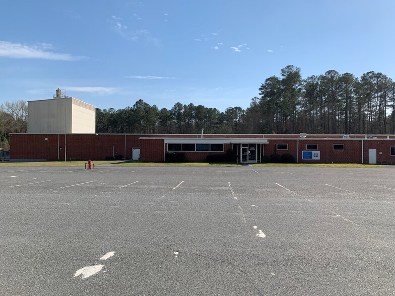 1001 Nebula Rd, Manchester, GA à vendre - Photo du bâtiment - Image 3 de 14