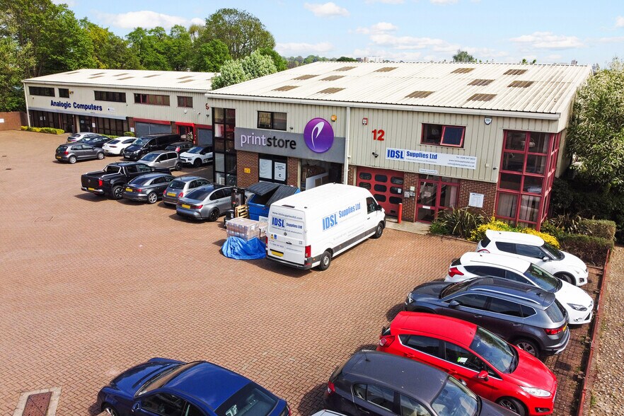 Ashway Centre, Kingston Upon Thames à vendre - Photo du bâtiment - Image 3 de 5