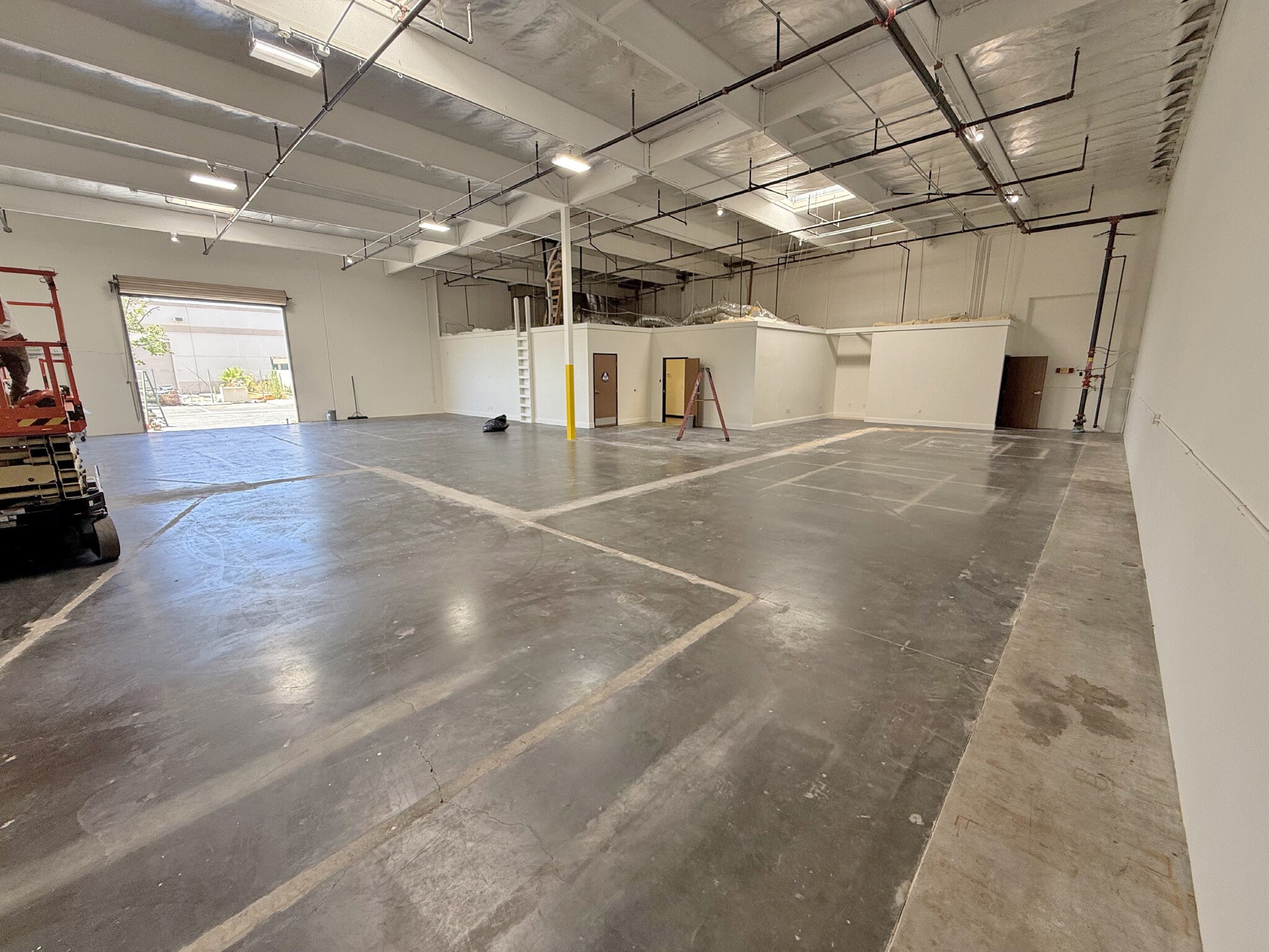 26540 Adams Ave, Murrieta, CA for lease Interior Photo- Image 1 of 6
