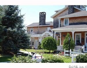 21979 Club Rd, Wellesley Island, NY à vendre - Photo du bâtiment - Image 2 de 19